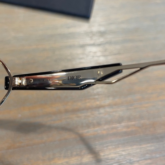 Authentic Christian Dior Sunglasses - Picture 6 of 6